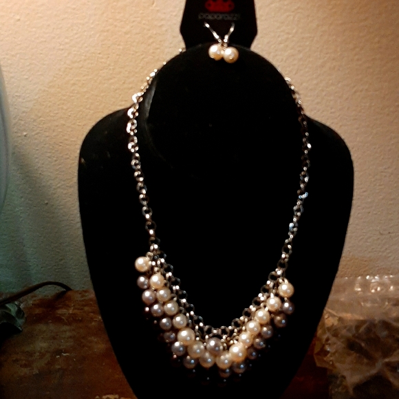 GOOB VINTAGE PAPARAZZI JEWELRY